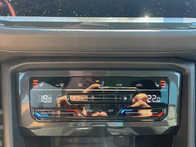 Volkswagen Tiguan view 18