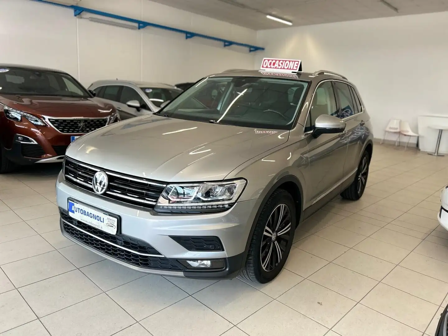 Volkswagen Tiguan ADVANCED 2.0 TDI SCR DSG BMT Grigio - 1