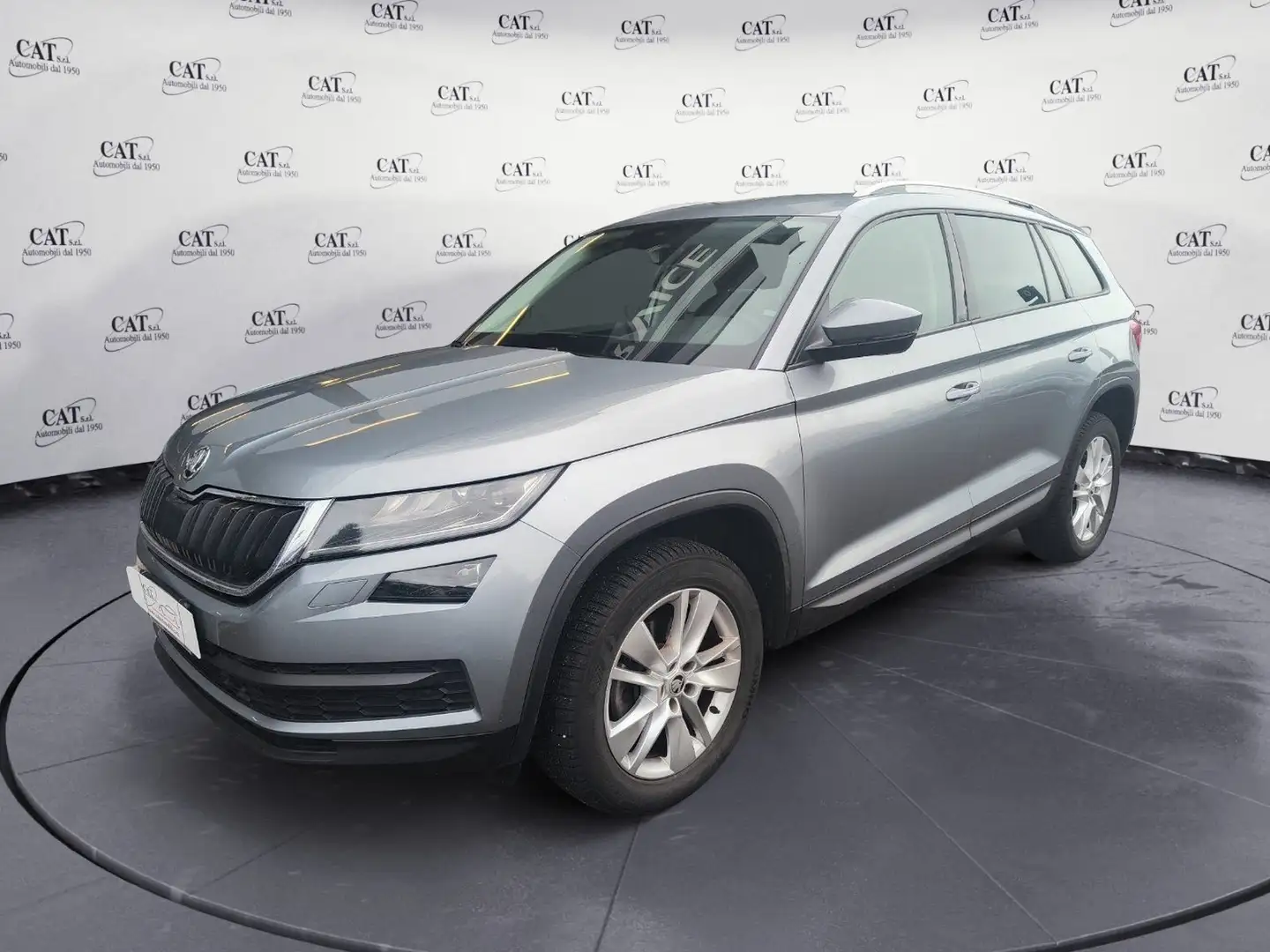 Skoda Kodiaq Kodiaq 2.0 TDI SCR DSG Executive Gris - 1