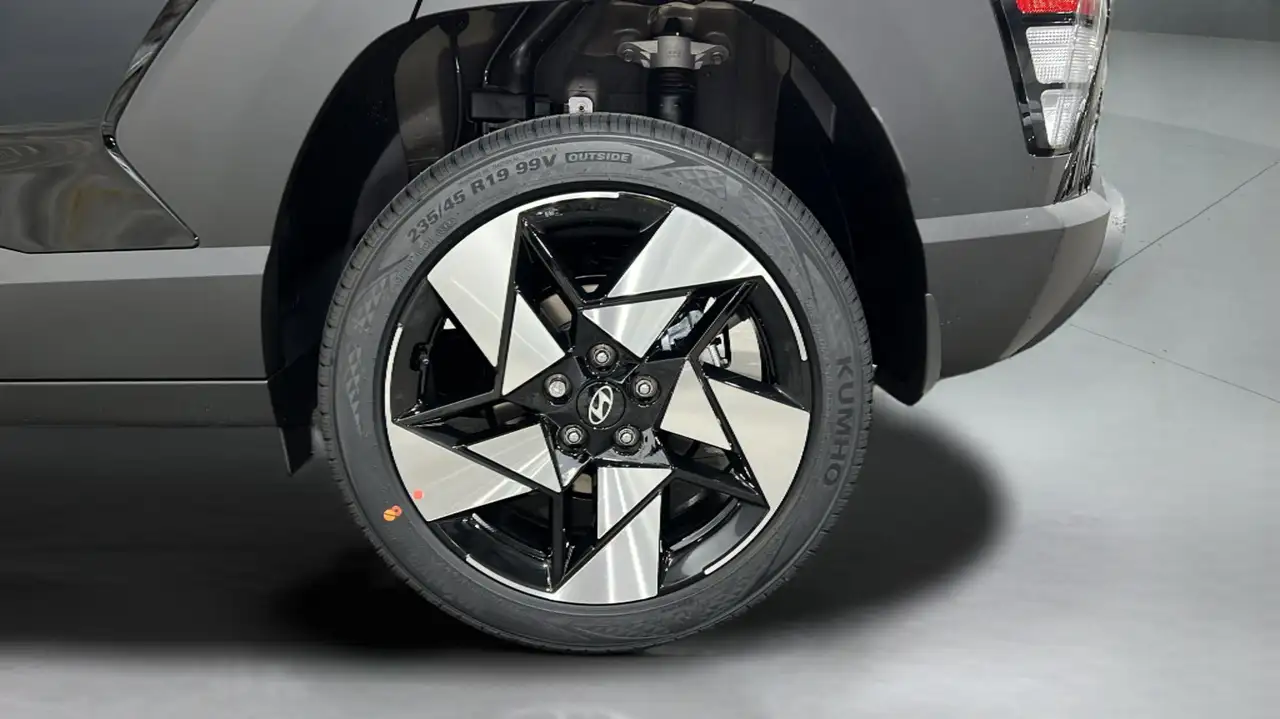 Hyundai KONA снимка Hyundai KONA