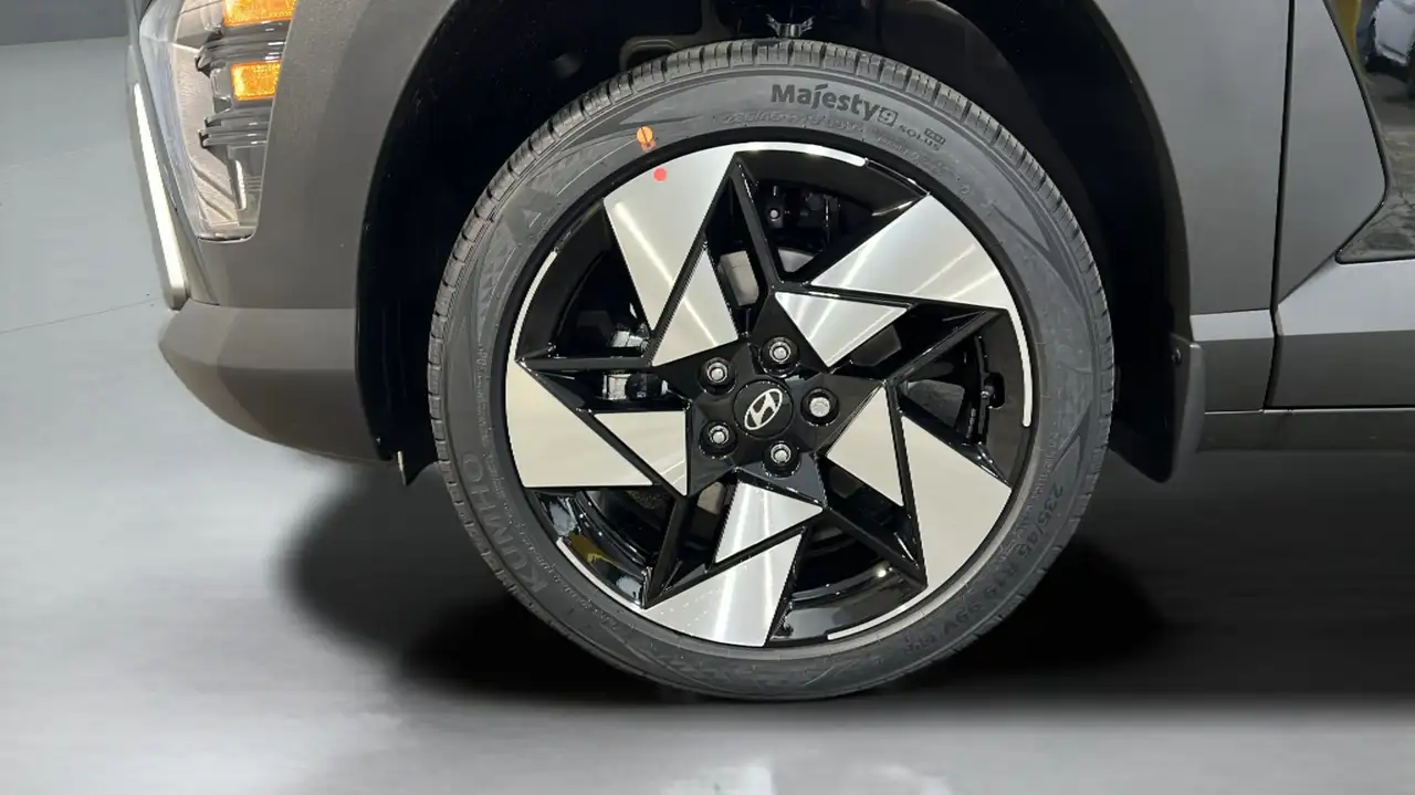 Hyundai KONA снимка Hyundai KONA