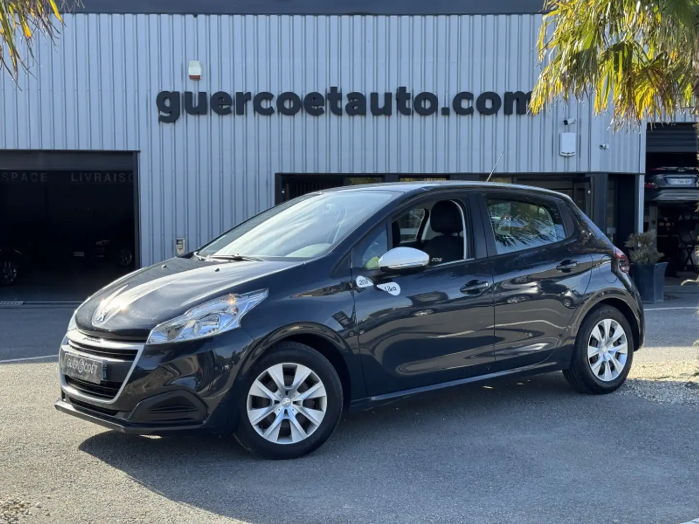 Peugeot 208 1.2 PURETECH 68CH E6.C LIKE 5P Gris - 2