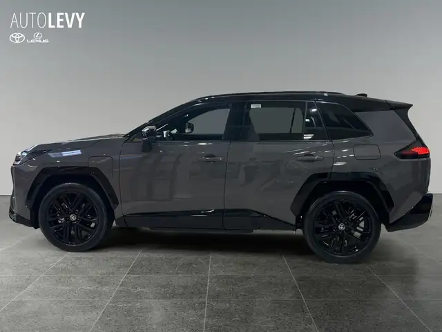 Toyota Rav4 view 3