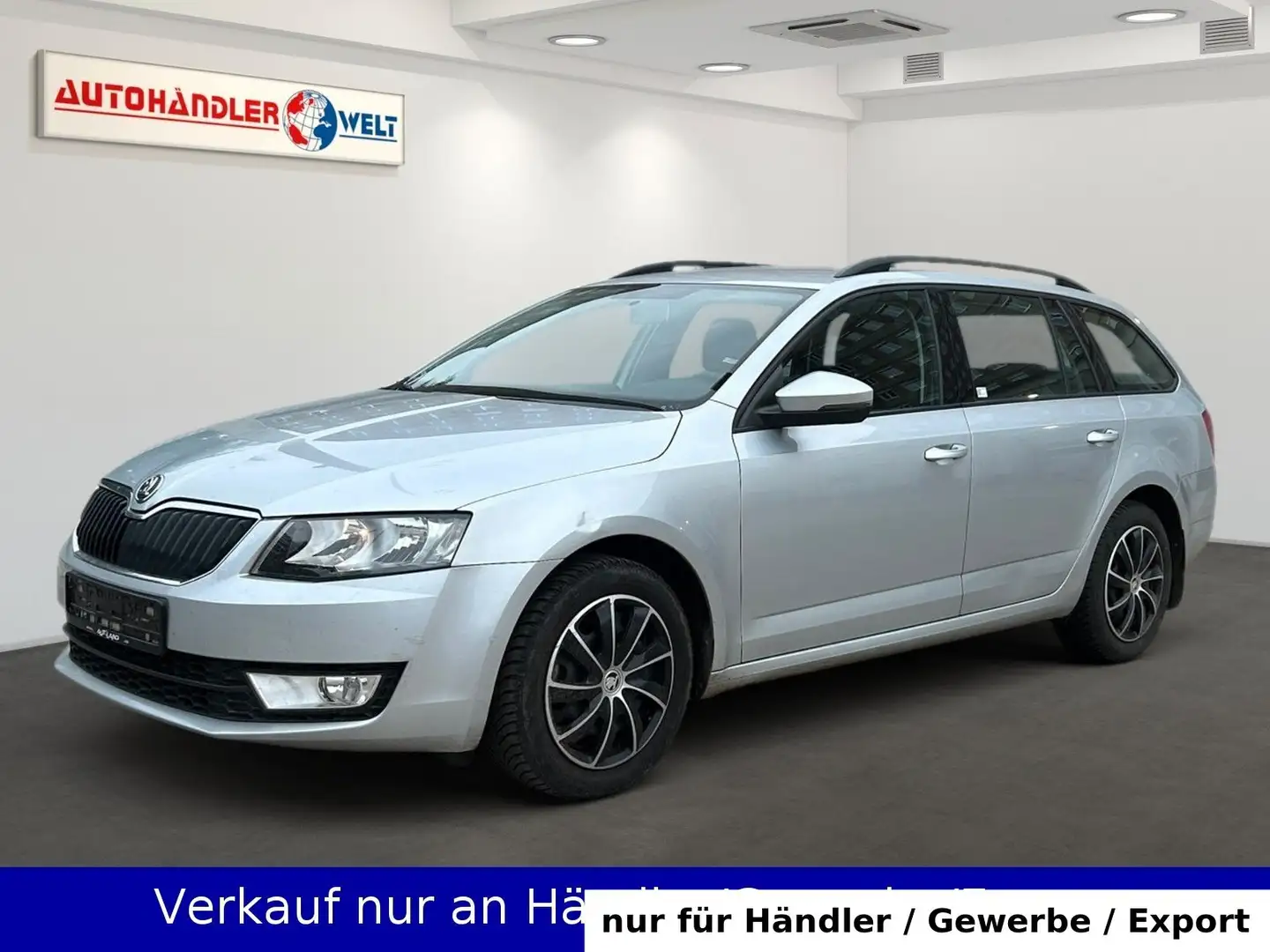 Skoda Octavia Kombi 1.2 TSI Klimaanlage PDC Silber - 1