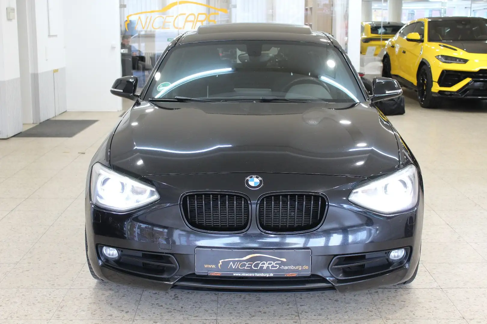 BMW 118 i"Sport Line"18Zoll"NaviP"AC SCHITZER"SDach" Noir - 2