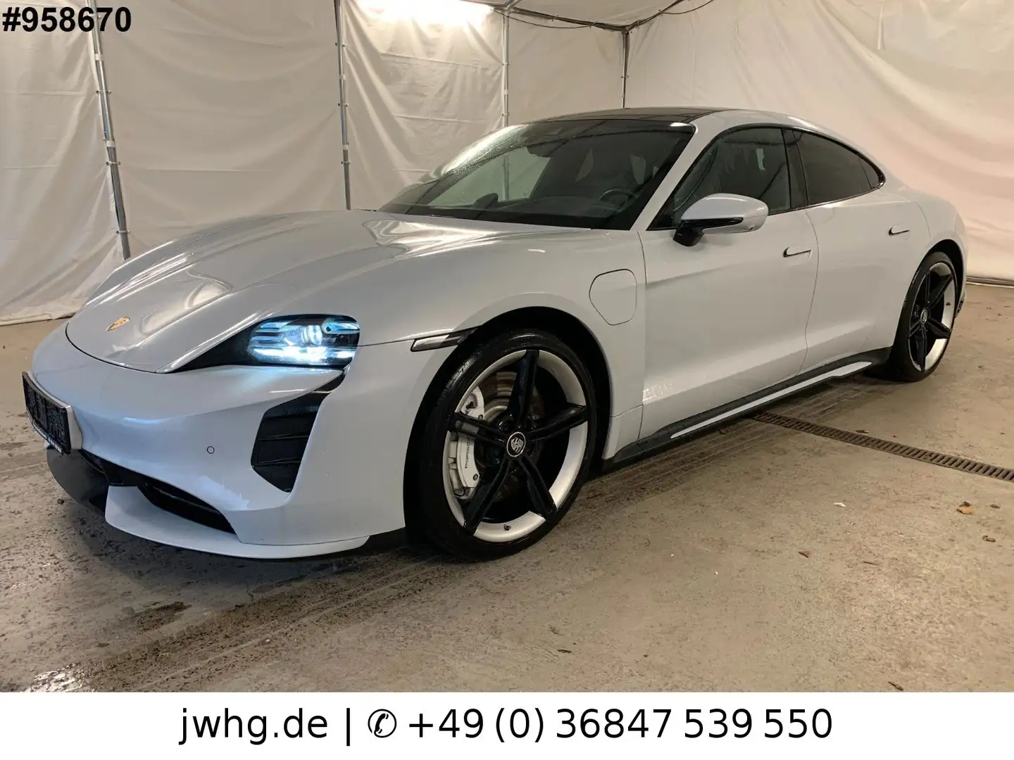 Porsche Taycan Turbo 21" HeadUp Pano Passenger-Display Grau - 1