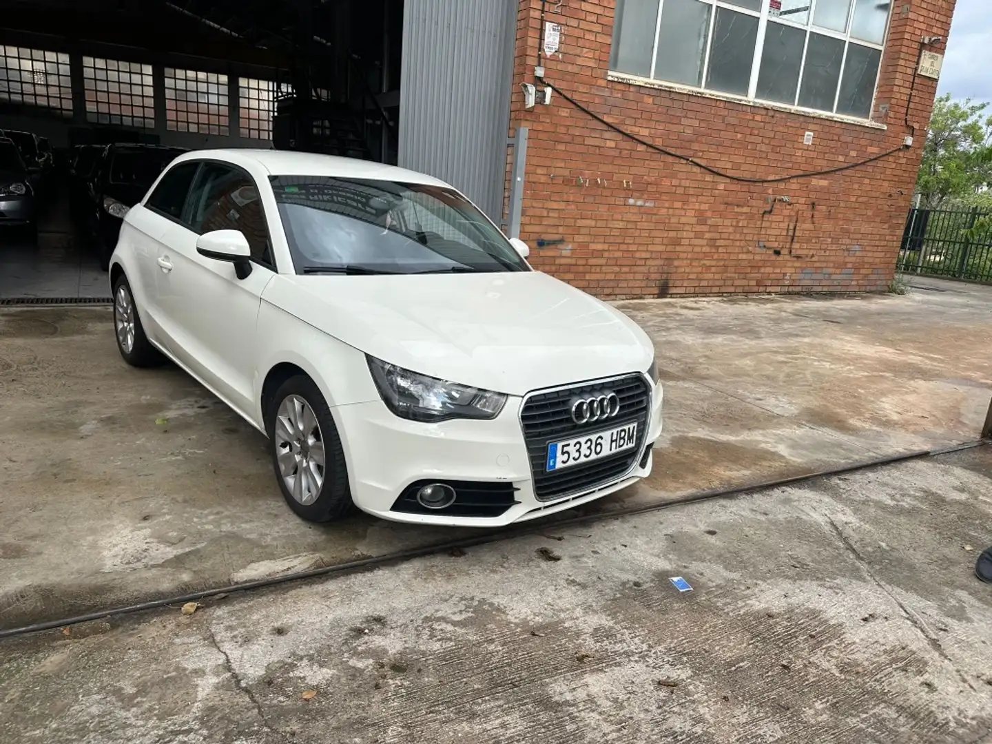 Audi A1 1.2 TFSI Ambition - 1
