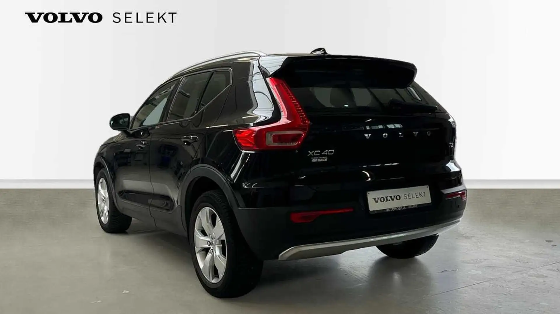 Volvo XC40 Momentum Pro T2 | Elektr kofferklep | Keyless Mome Schwarz - 2