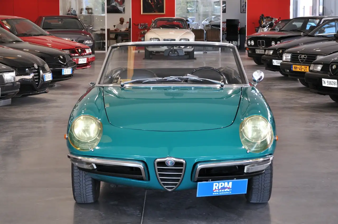 Alfa Romeo Spider 1300 Spider Junior Duetto osso di seppia RIAR conservata, foto 3