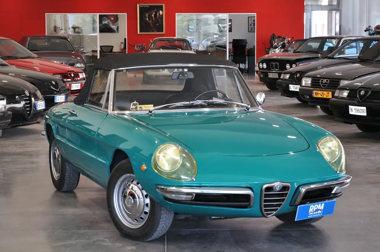 Alfa Romeo Spider 1300 Spider Junior Duetto osso di seppia RIAR conservata, foto 1