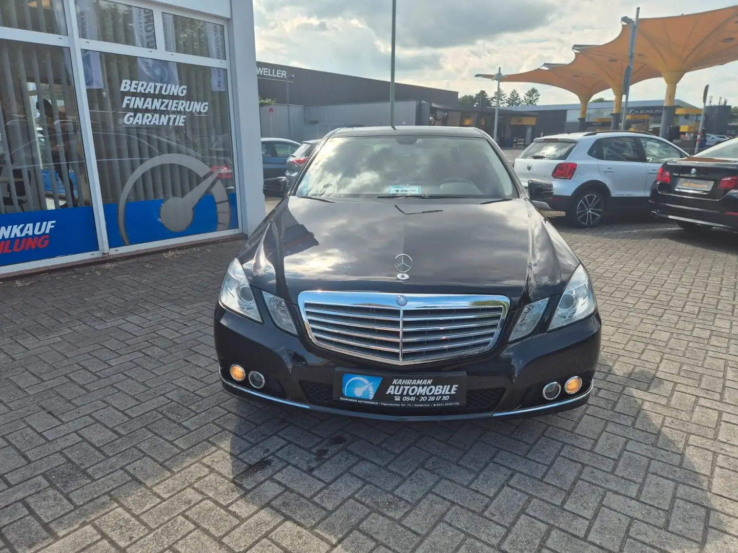 Mercedes-Benz E 250 E -Klasse Lim. E 250 CDI BlueEfficiency Schwarz - 2
