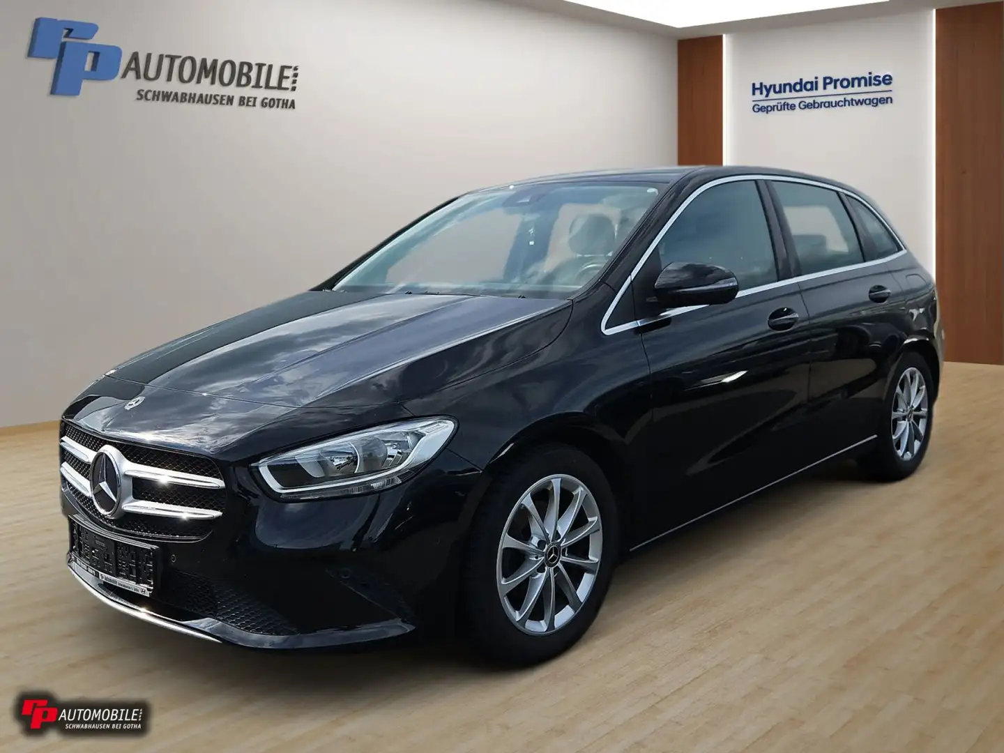 Mercedes-Benz B 180 Progressive Premium-Paket Schwarz - 1