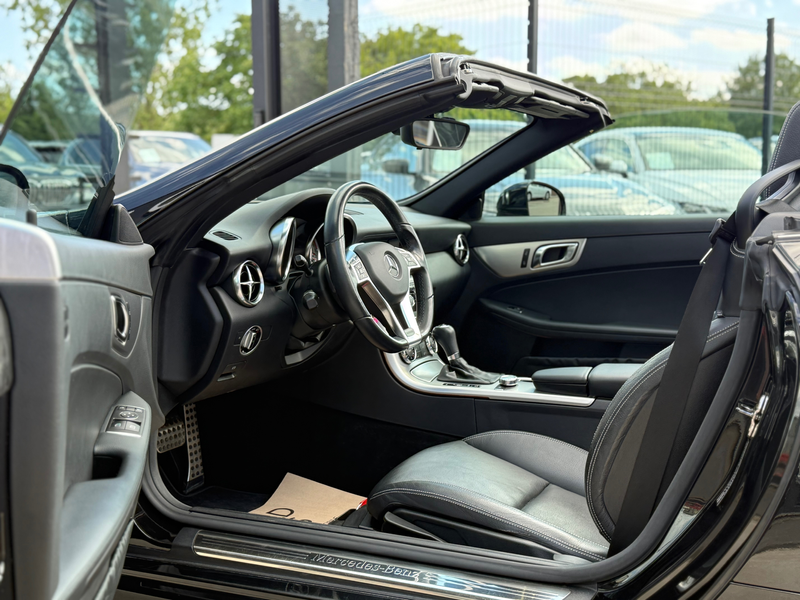 Mercedes-Benz SLK 200 AUTOMATIQUE - AIRSCARF - NAVIGATION - LED - GARANTIE 12MOIS — photo 6
