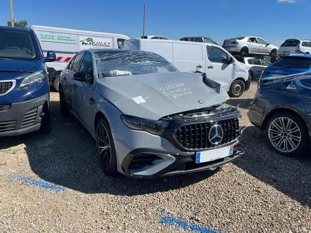 Mercedes-Benz CLE 53 AMG Classe E 53 AMG 585 9G-Tronic 4-Matic / HA241