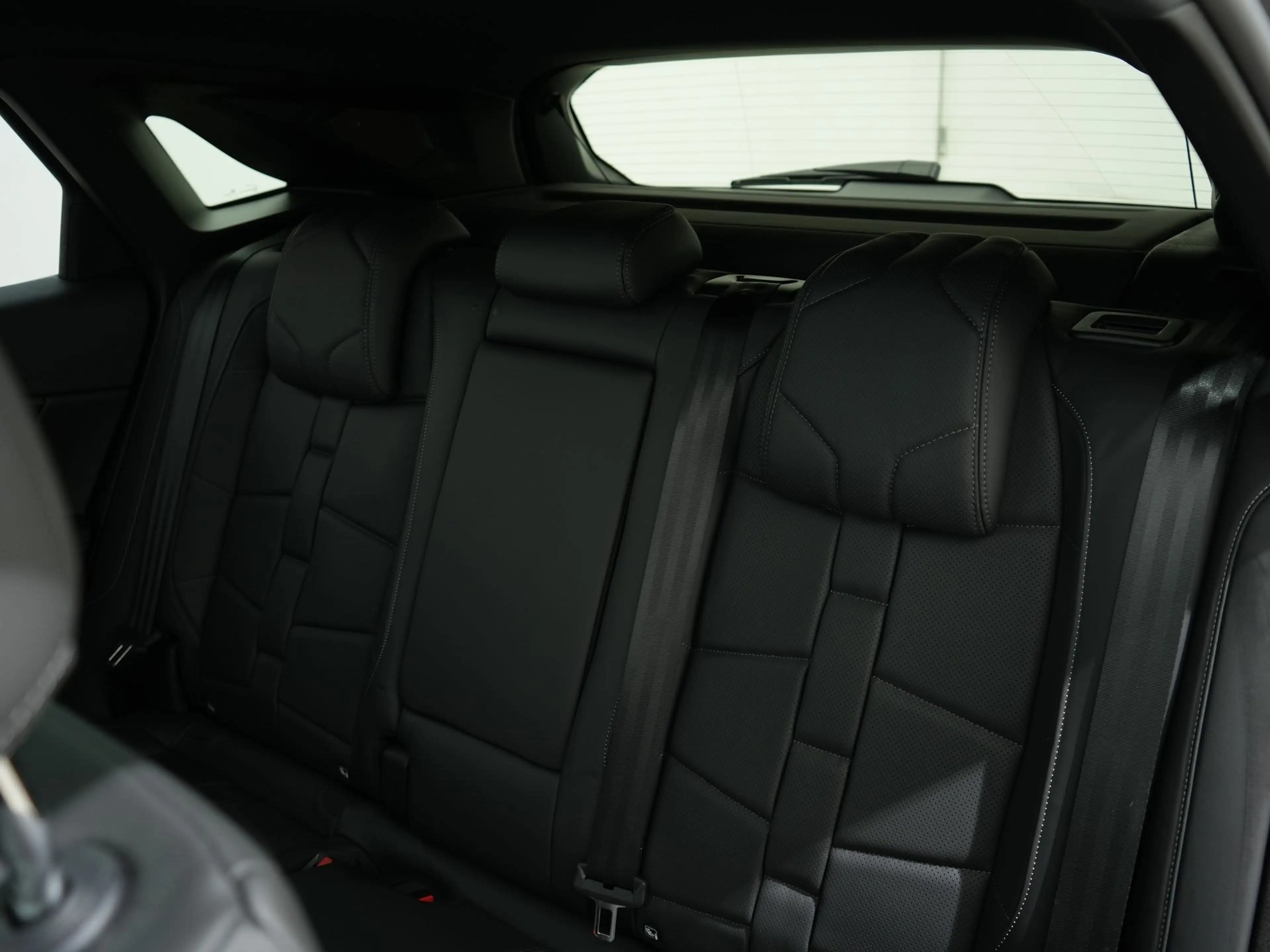 DS Automobiles DS 7 1.6 PHEV 360 4x4 PERFORMANCE EAT8 | full options! — photo 5