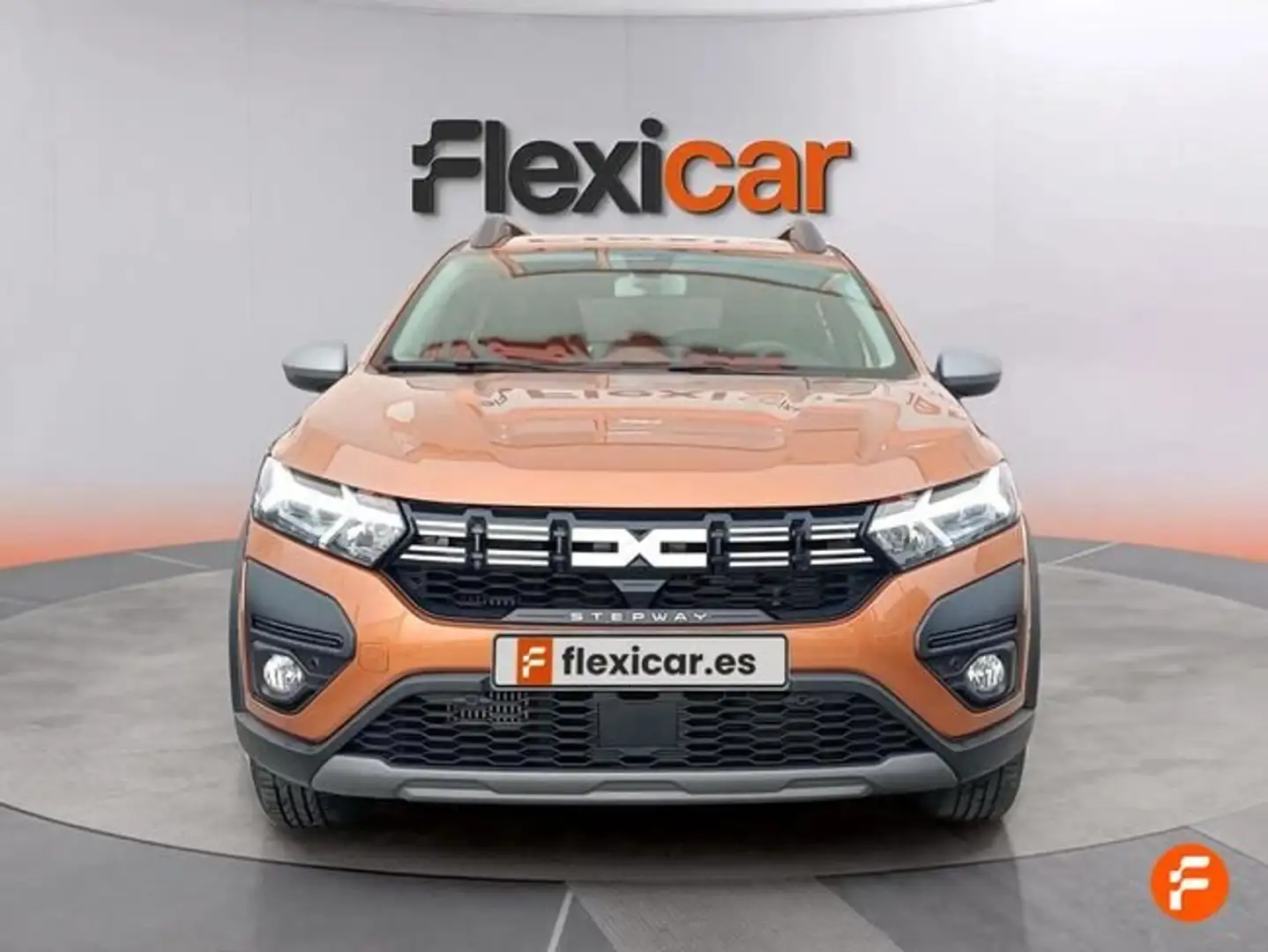 Dacia Sandero Stepway TCe Comfort CVT 67kW Naranja - 2