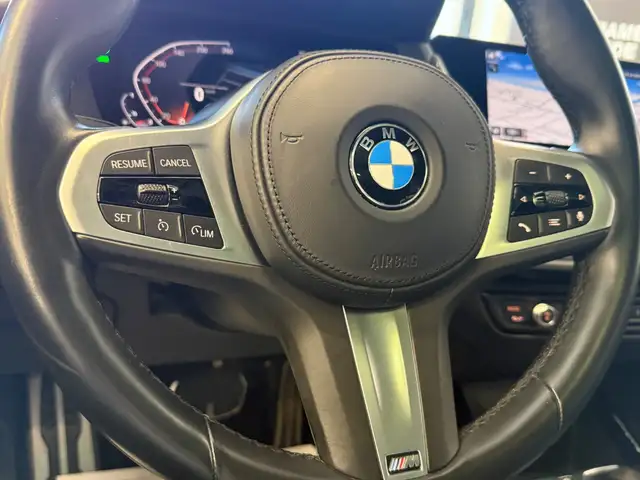 BMW 1 Series view 18