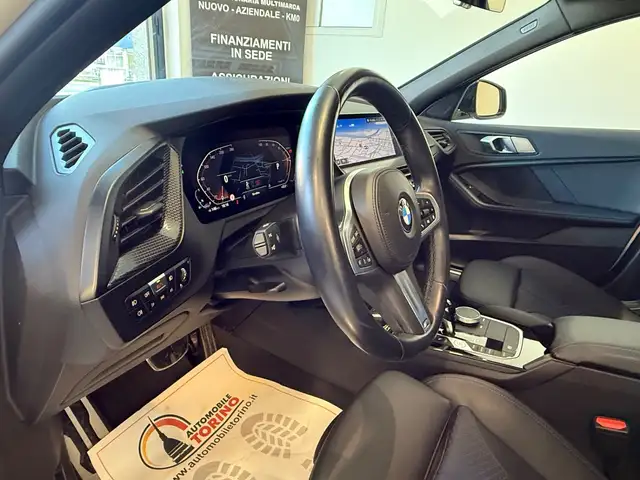 BMW 1 Series view 12