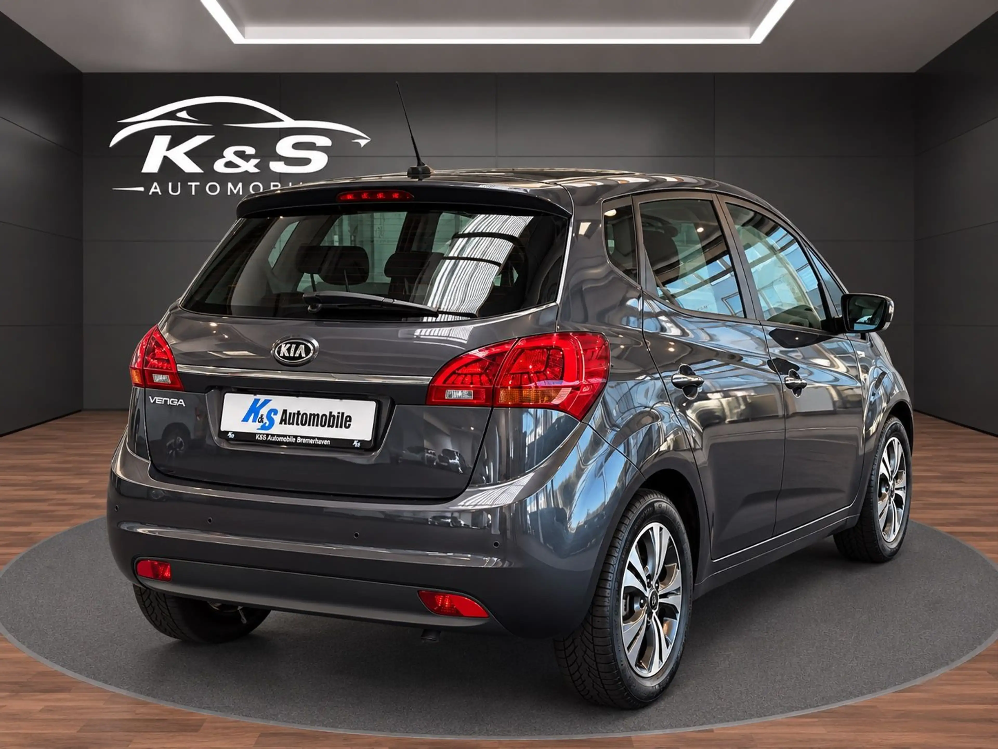 Kia Venga Platinum 125PS*SZH&LHZ*KAM*NAVI*TEMPO*PANO — photo 8