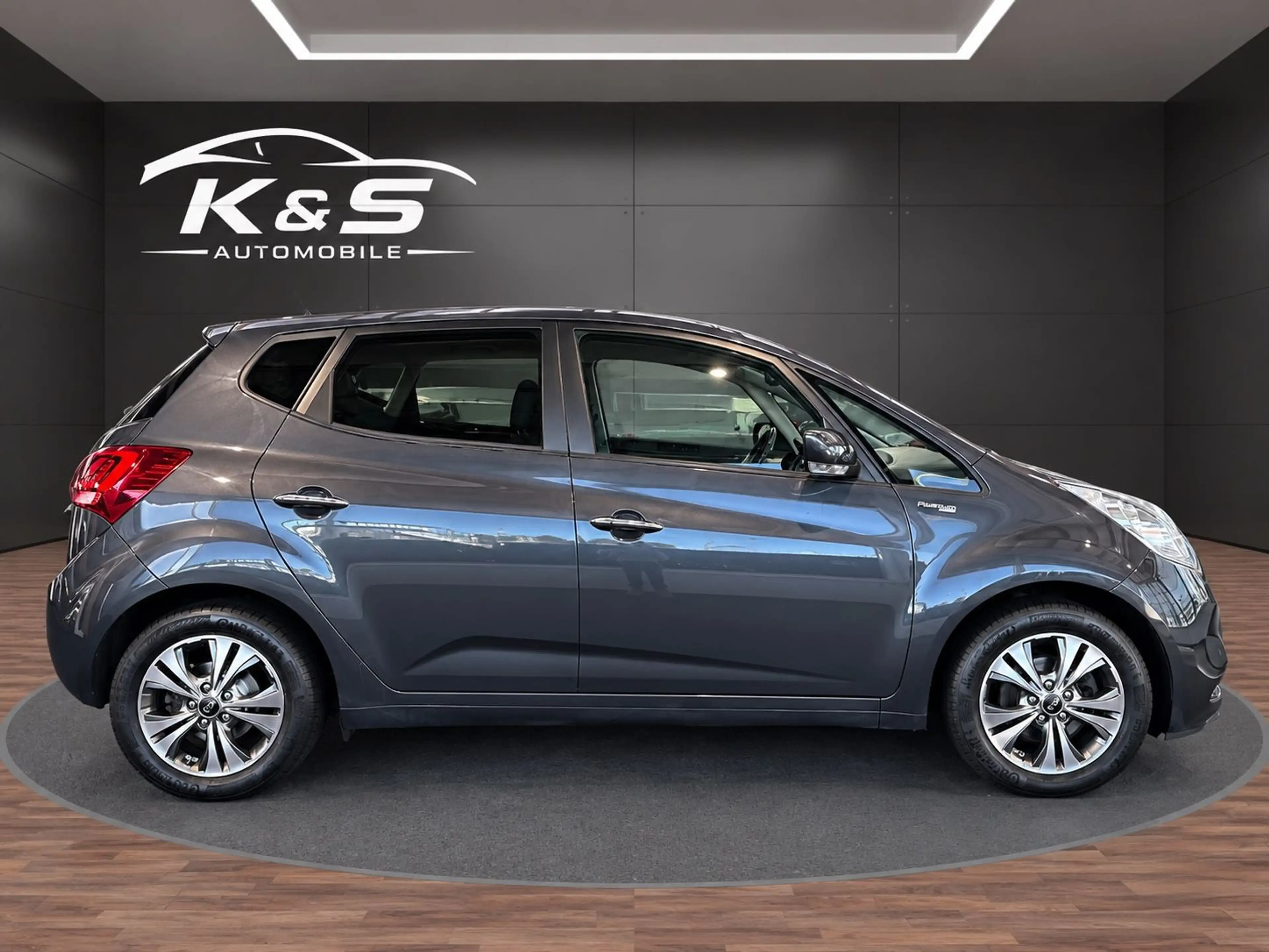 Kia Venga Platinum 125PS*SZH&LHZ*KAM*NAVI*TEMPO*PANO — photo 9