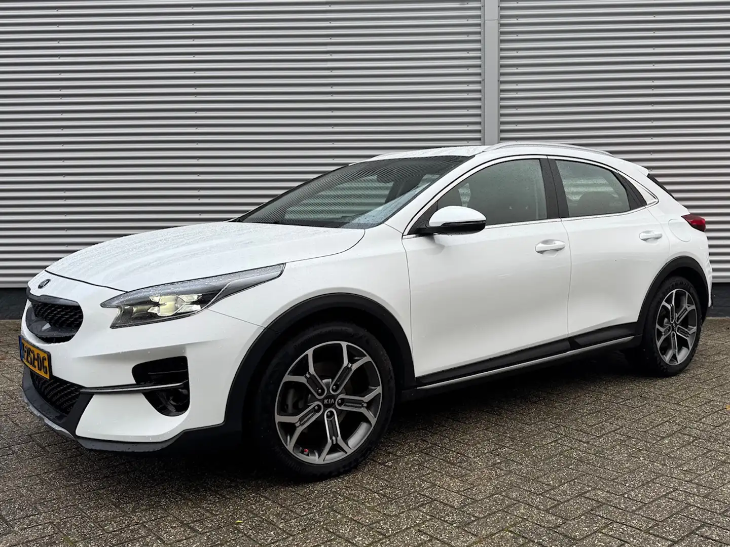 Kia XCeed 1.0T 120pk DynamicLine | Climate control | Navigat Wit - 1