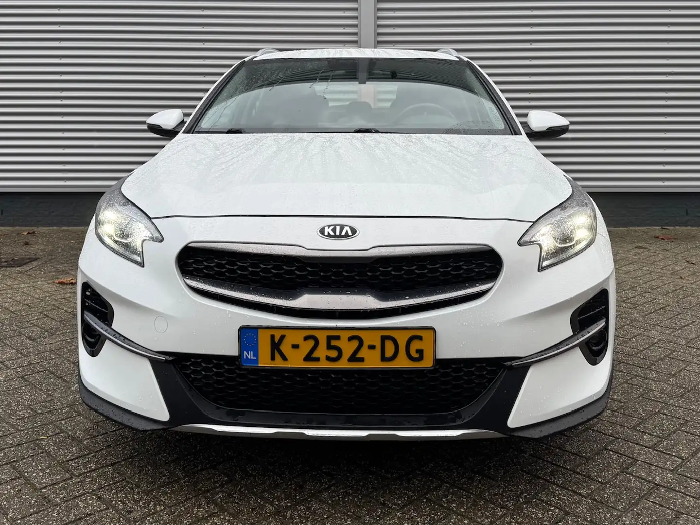 Kia XCeed 1.0T 120pk DynamicLine | Climate control | Navigat Wit - 2