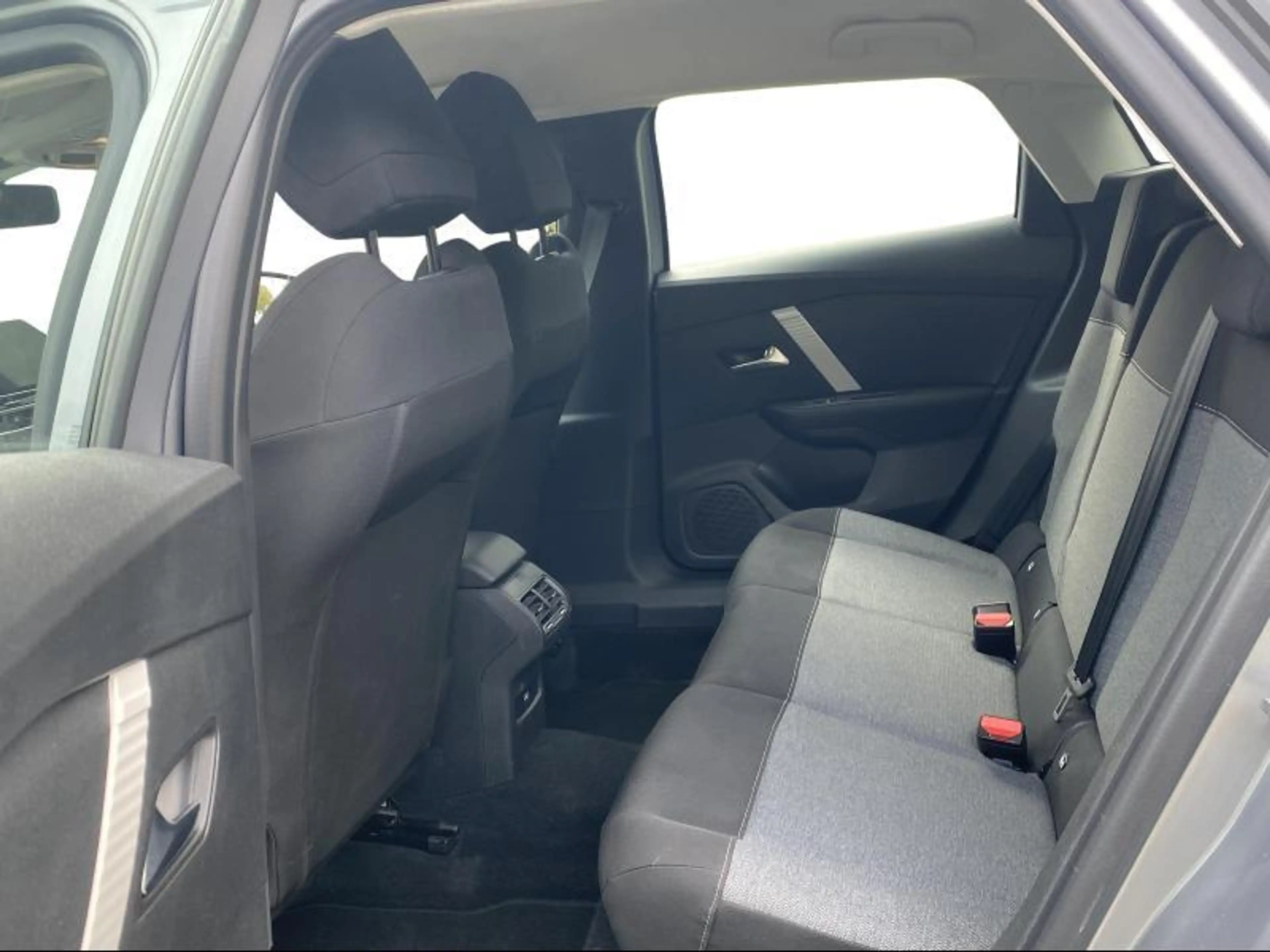 Citroen C4 1.2 PT 100 MAN6 Feel — photo 9