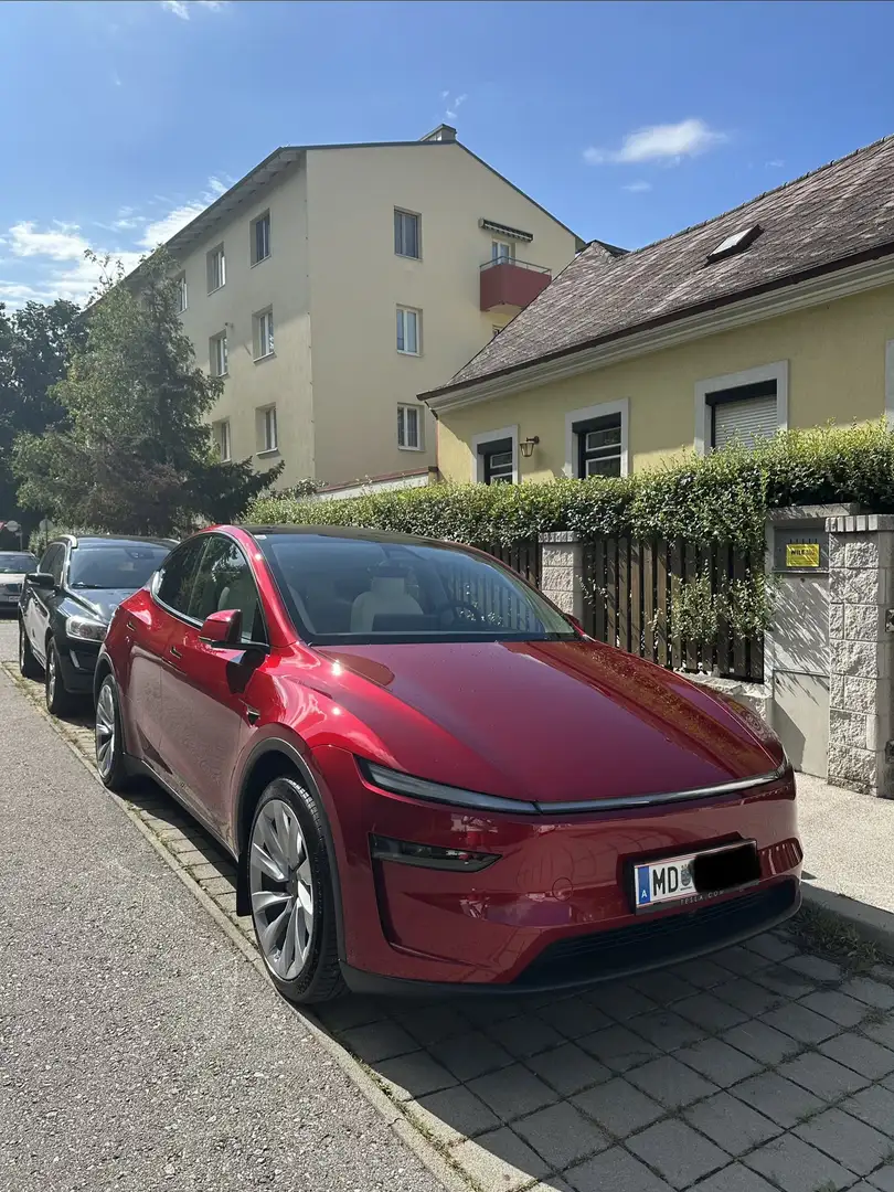 Tesla Model Y LR 79kWh RWD Rot - 1