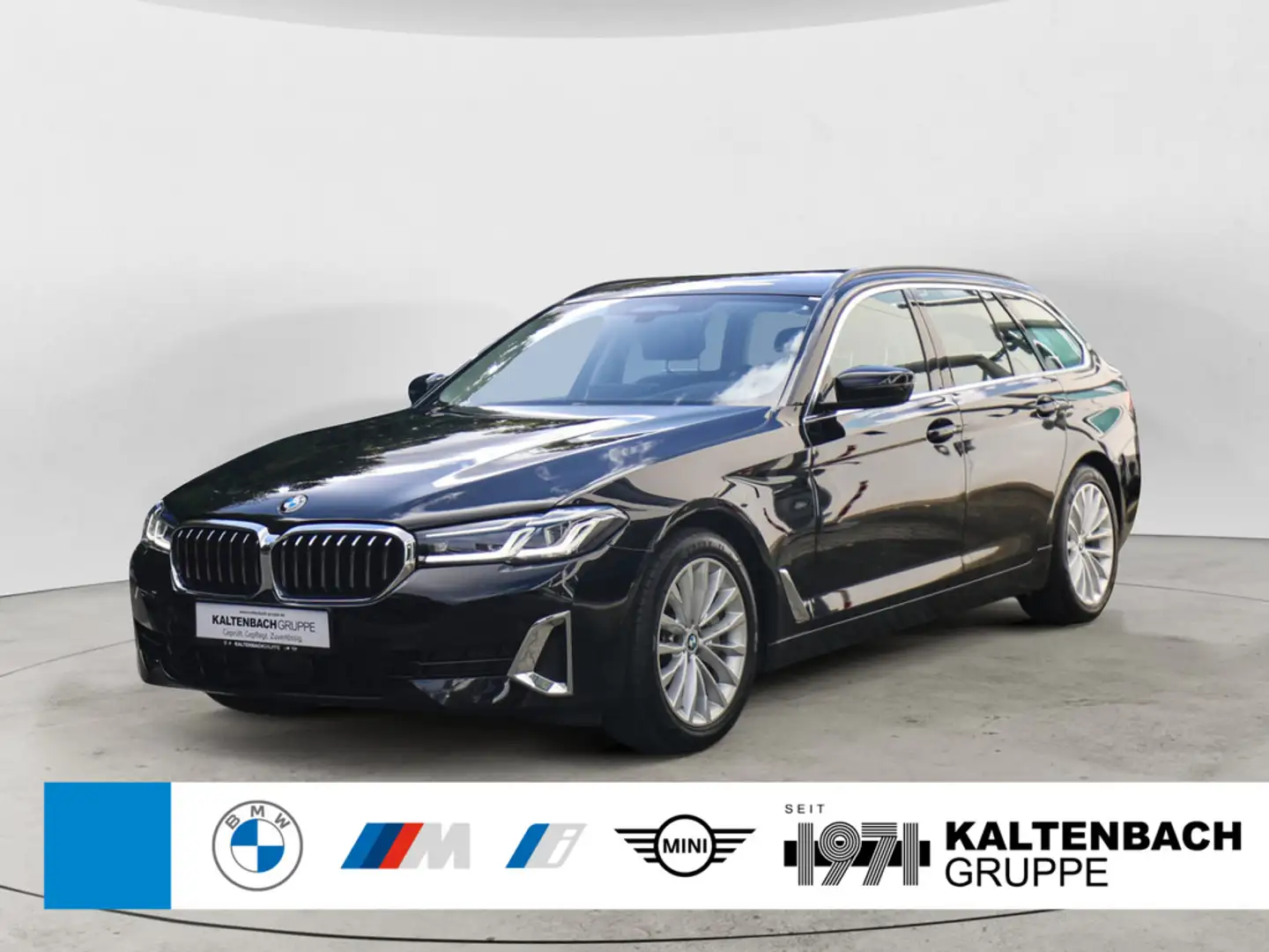 BMW 530 d Touring xDrive Luxury Line FACEL. HUD Zwart - 1