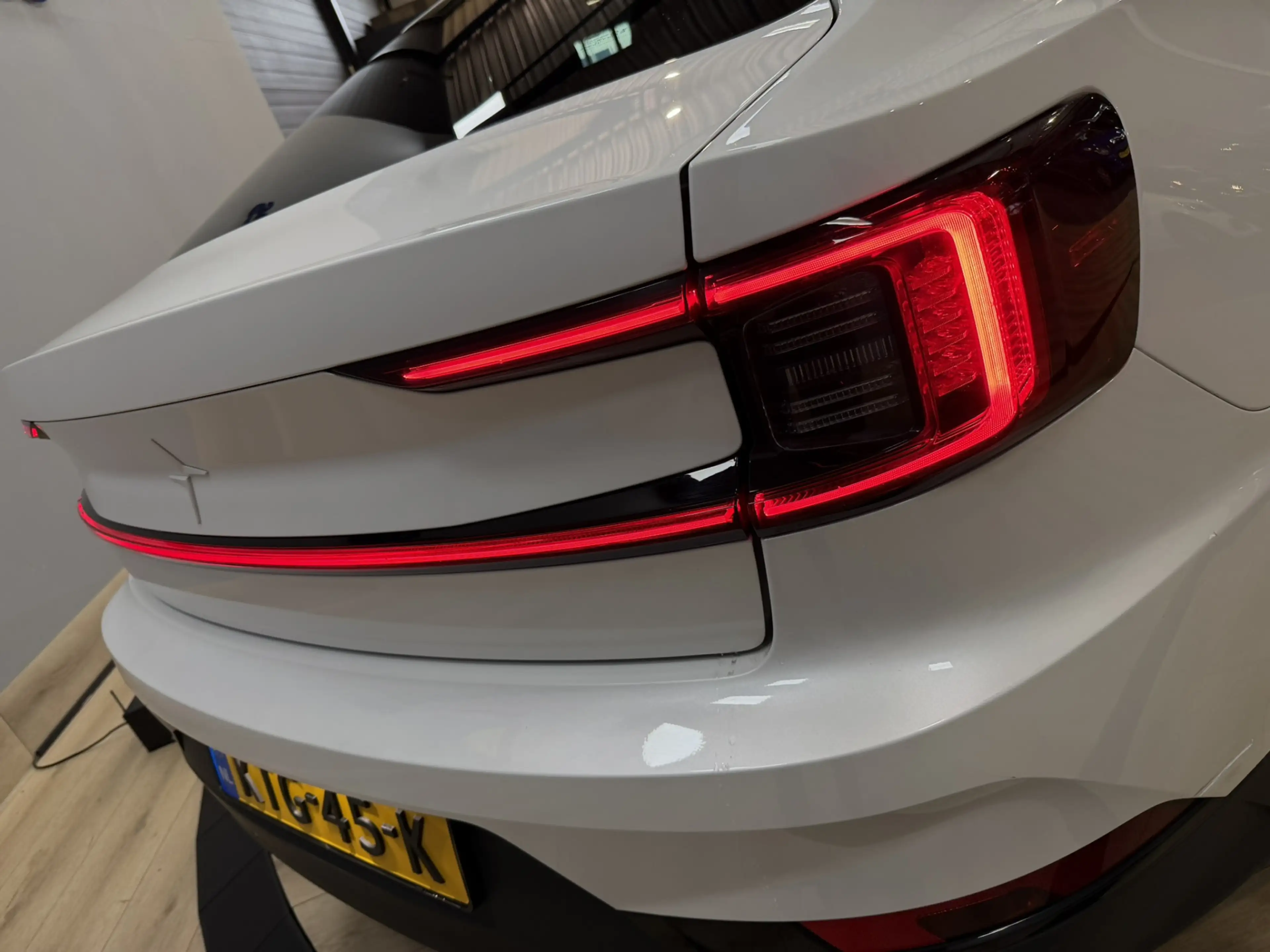 Polestar 2 Long Range Dual Motor 78 kWh 408 PK SOH 94% | Pano — photo 10