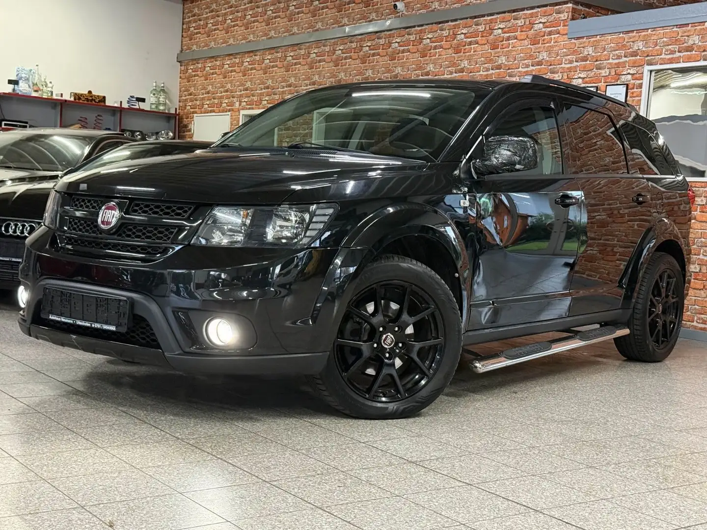 Fiat Freemont Black Code AWD-7 Sitzer-Leder-Navi-Kame Schwarz - 1