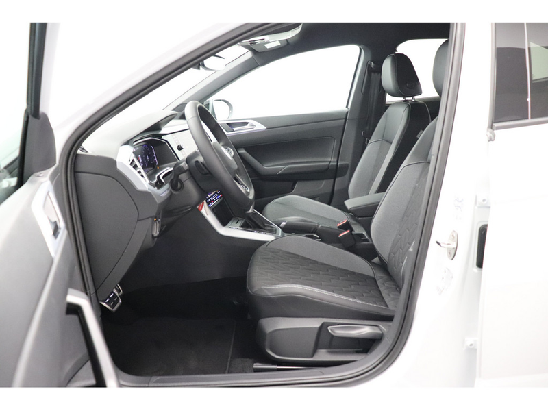 Volkswagen Taigo 1.0 TSI Life DSG #NAVI #LED #AHK — photo 10