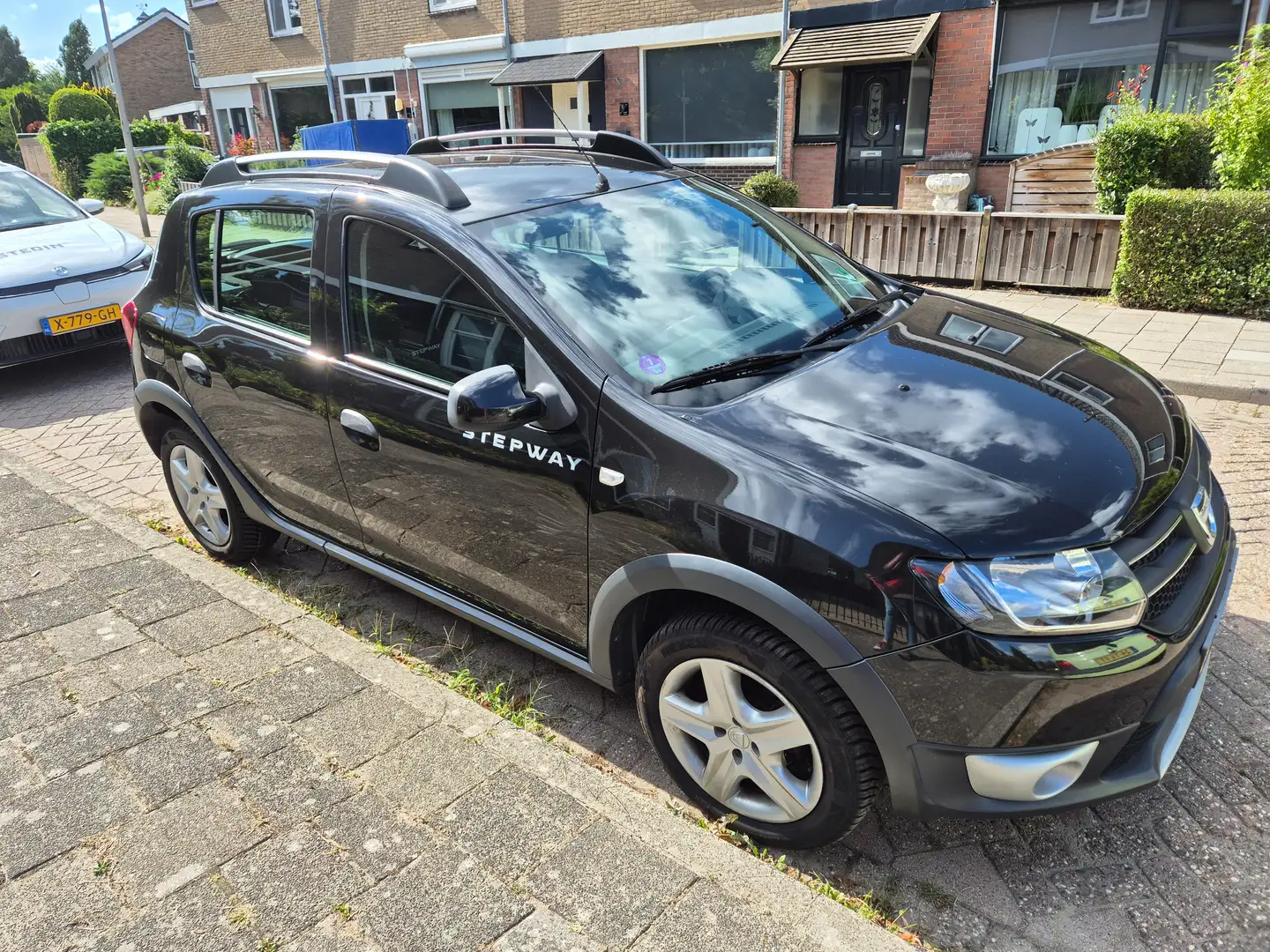 Dacia Sandero Sandero 0.9 TCe Stepway Lau. Zwart - 1