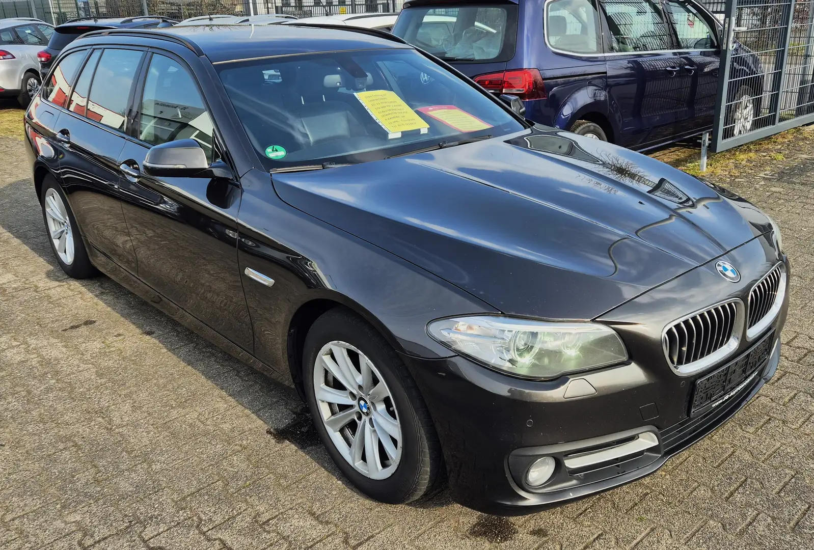 BMW 520 d TOURING AUTOMATIK LEDER NAVI PROF KAMERA MWST Gris - 2