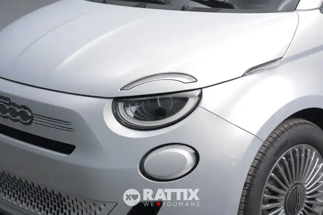 Fiat 500 view 3