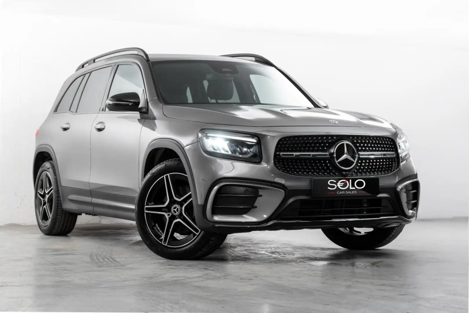 Mercedes-Benz GLB 200 200d 8G-DCT Grau - 1