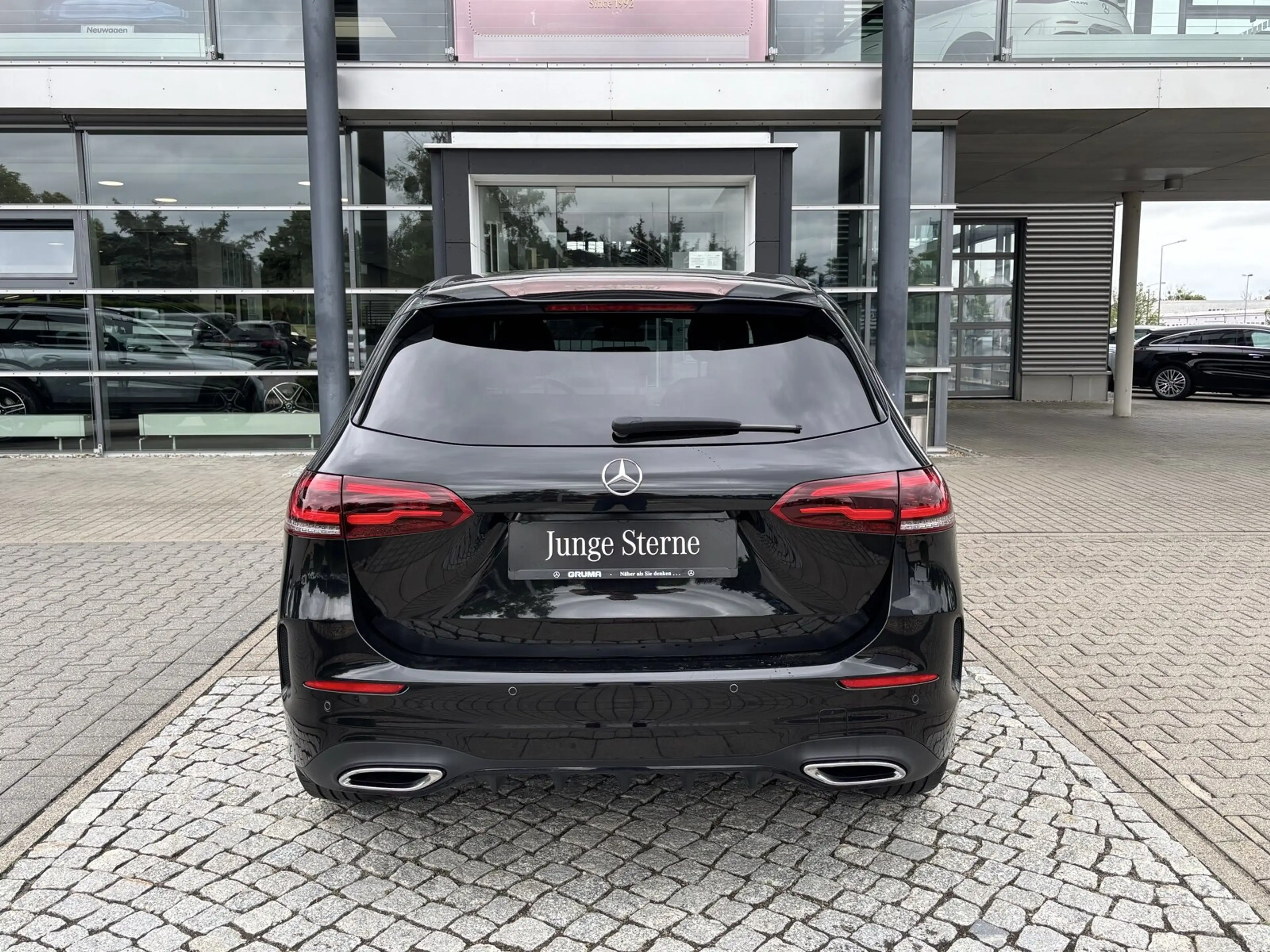 Mercedes-Benz B 220 B 220 d 4M AMG+Night+Leder+DAB+Standhzg.+CarPlay — photo 6