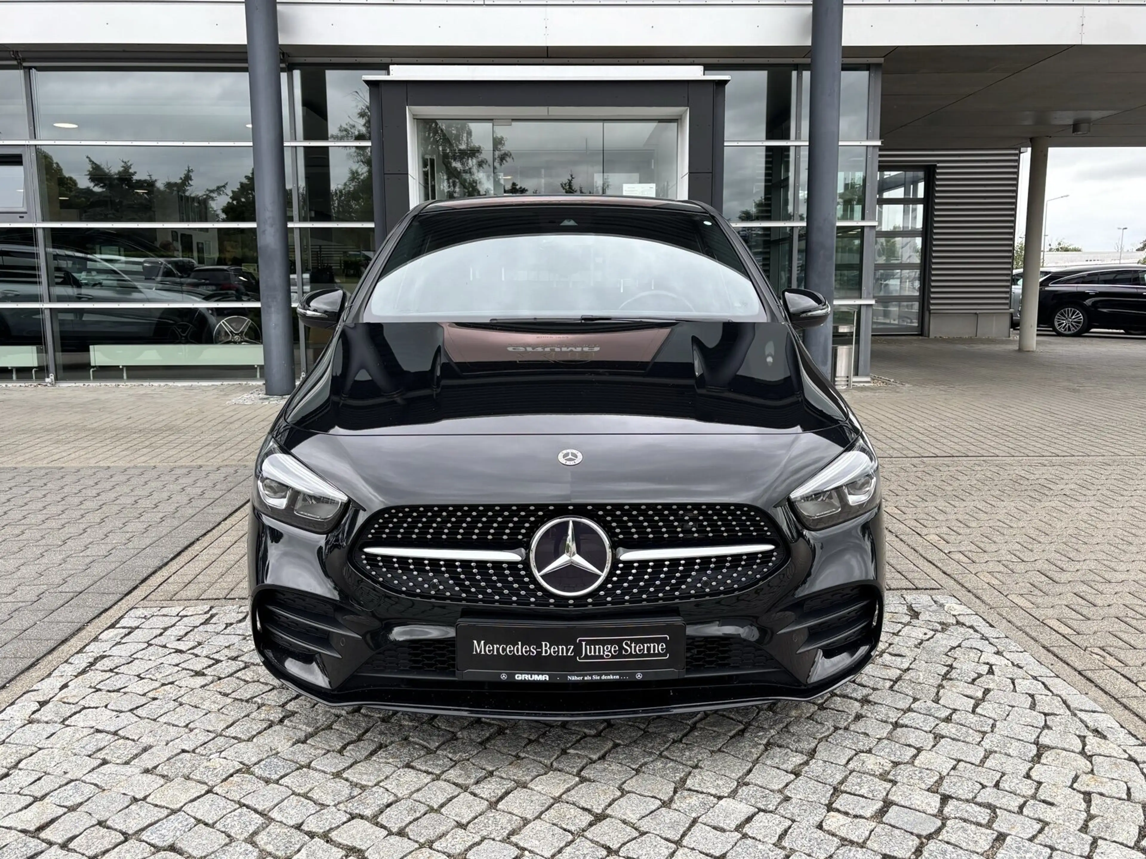 Mercedes-Benz B 220 B 220 d 4M AMG+Night+Leder+DAB+Standhzg.+CarPlay — photo 2