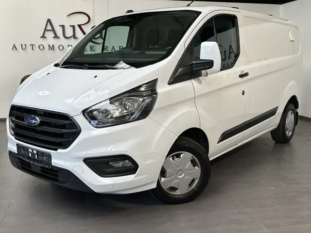 Ford Transit Custom view 2