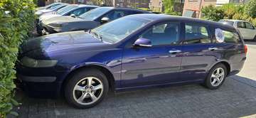 Tourer 2.0 i Executive