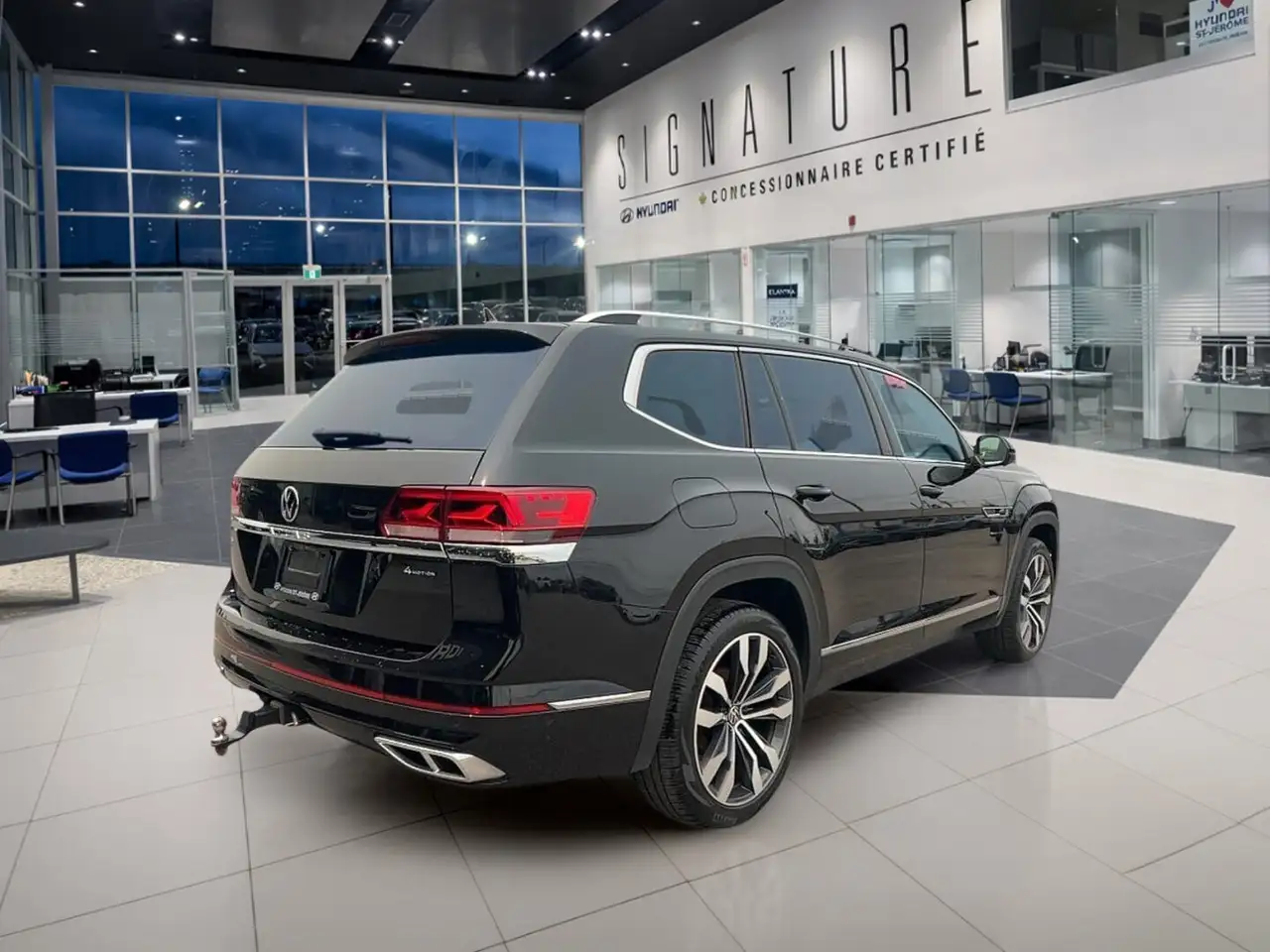 Volkswagen Atlas снимка Volkswagen Atlas