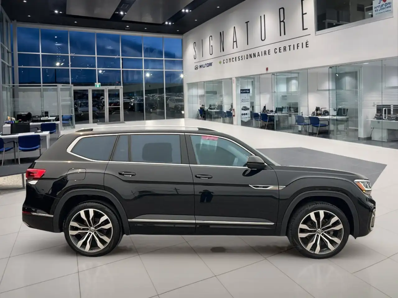 Volkswagen Atlas снимка Volkswagen Atlas