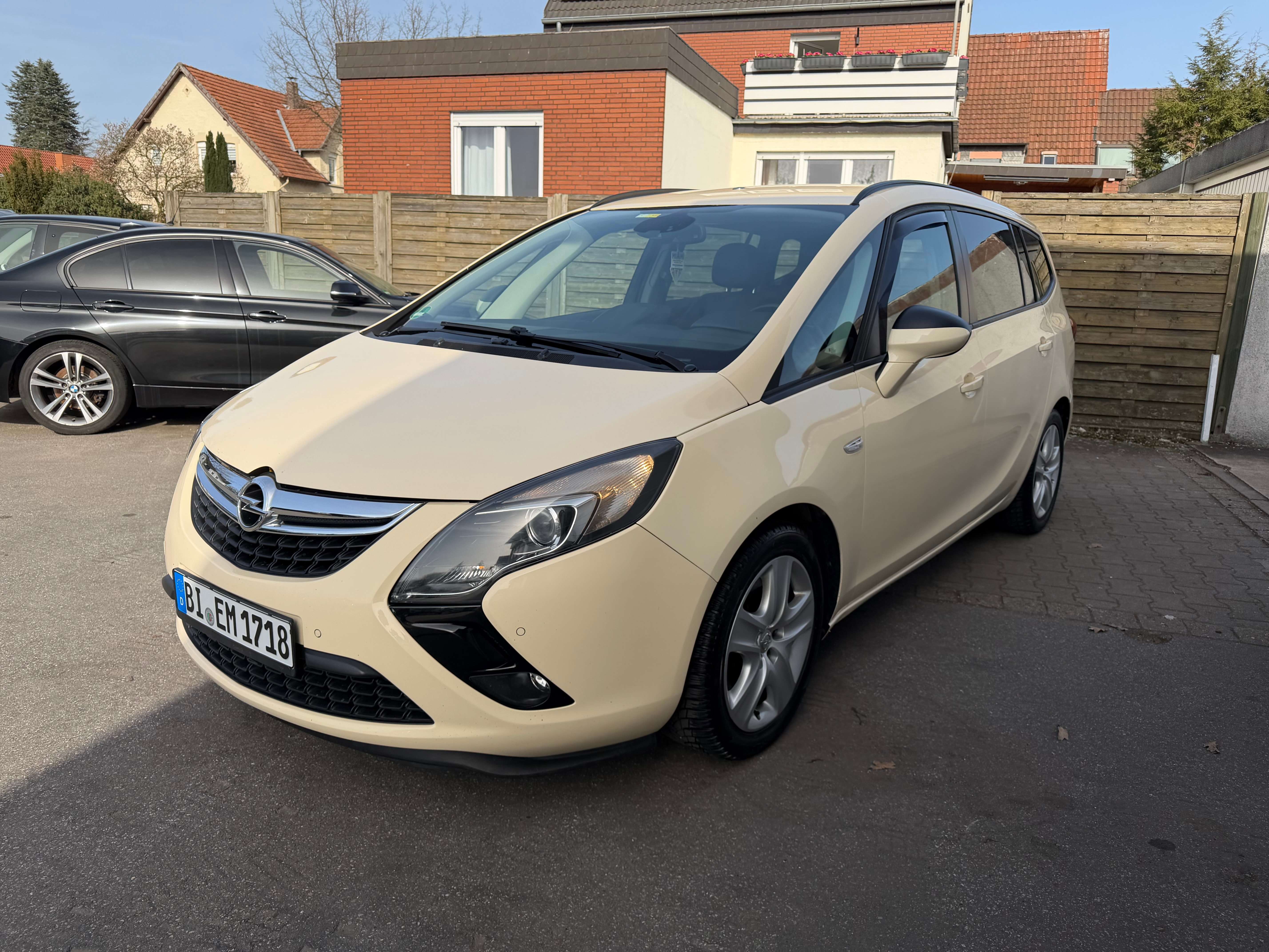 Ojazdené Opel Zafira Tourer 2.0