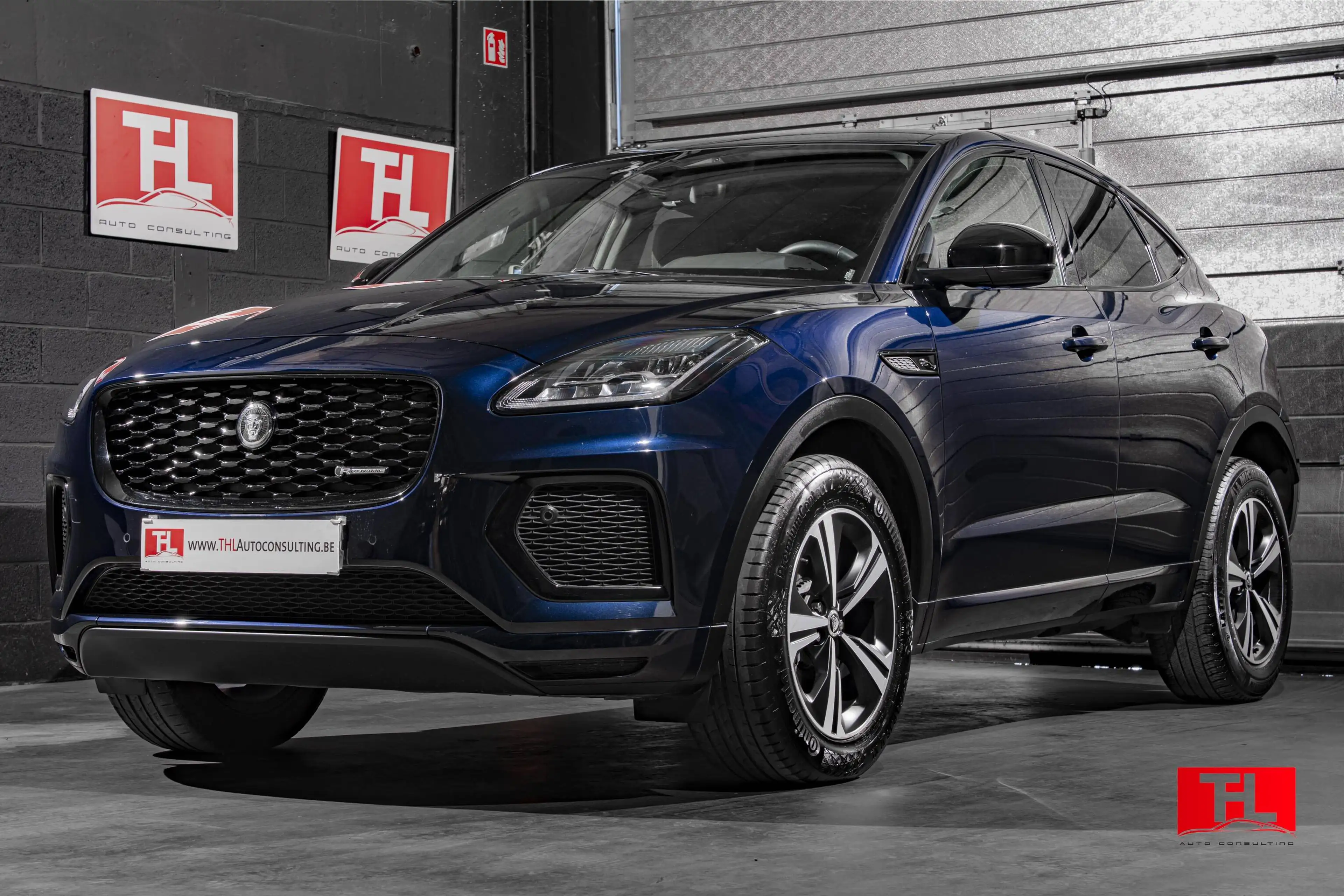Jaguar E-Pace E-Pace AWD P200 R-Dynamic S  2024MY ACC/LED DRL