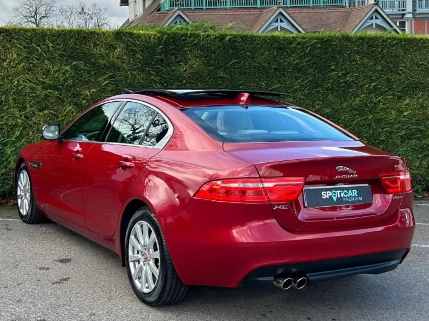 Jaguar XE 2.0D 180ch Prestige AWD BVA8 - 2