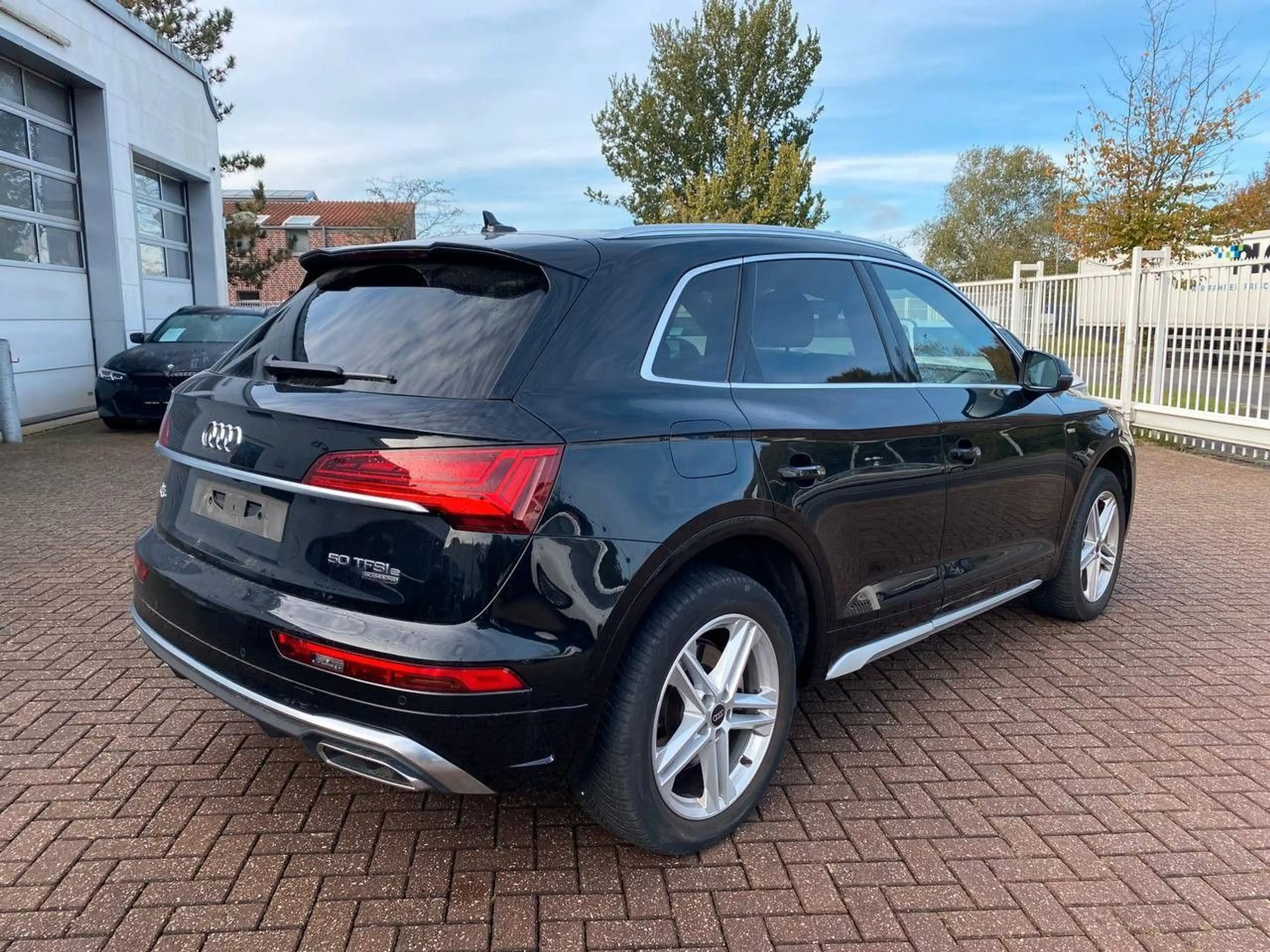 Audi Q5 50 TFSI e quattro S line — photo 6