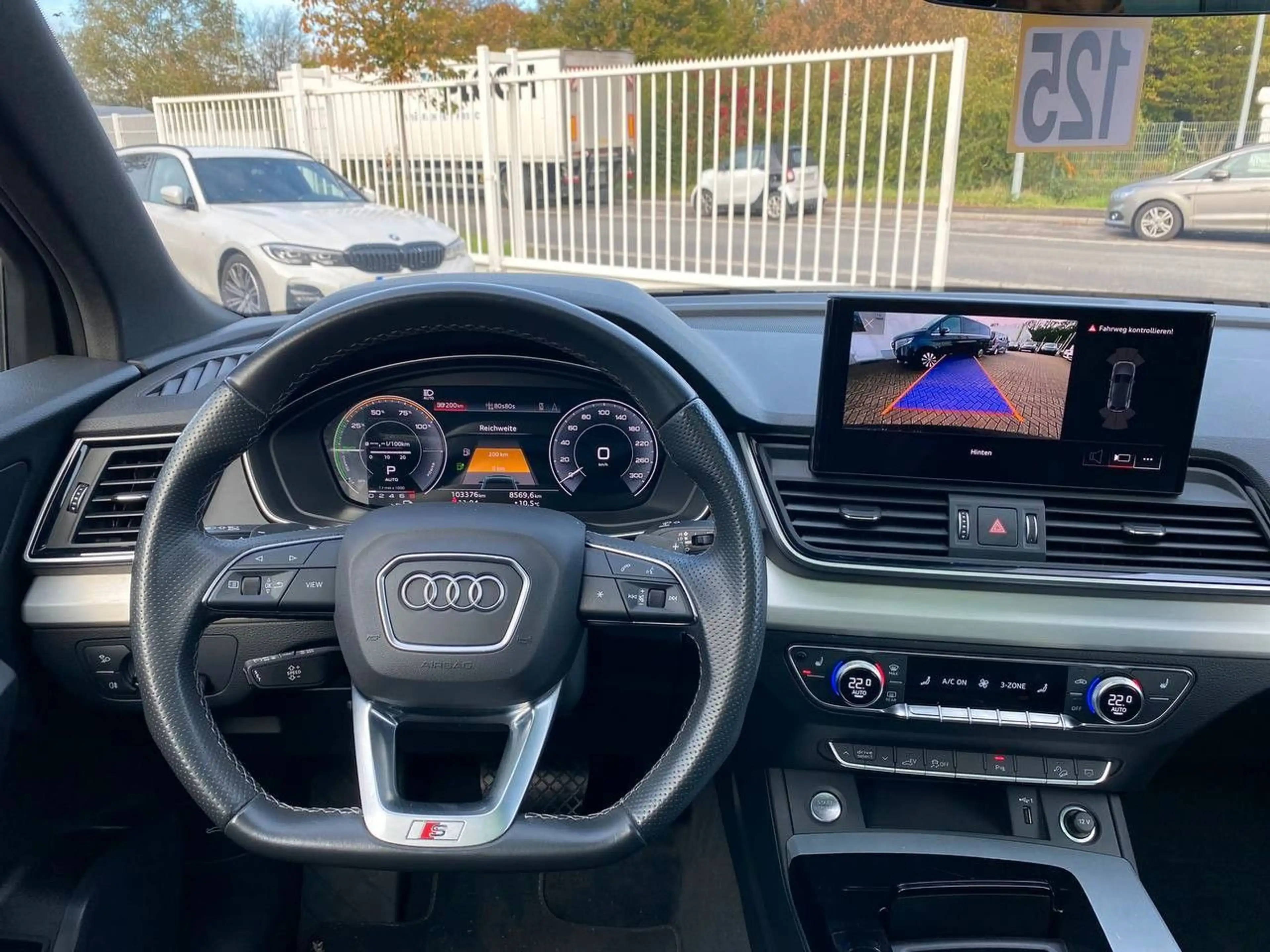 Audi Q5 50 TFSI e quattro S line — photo 10