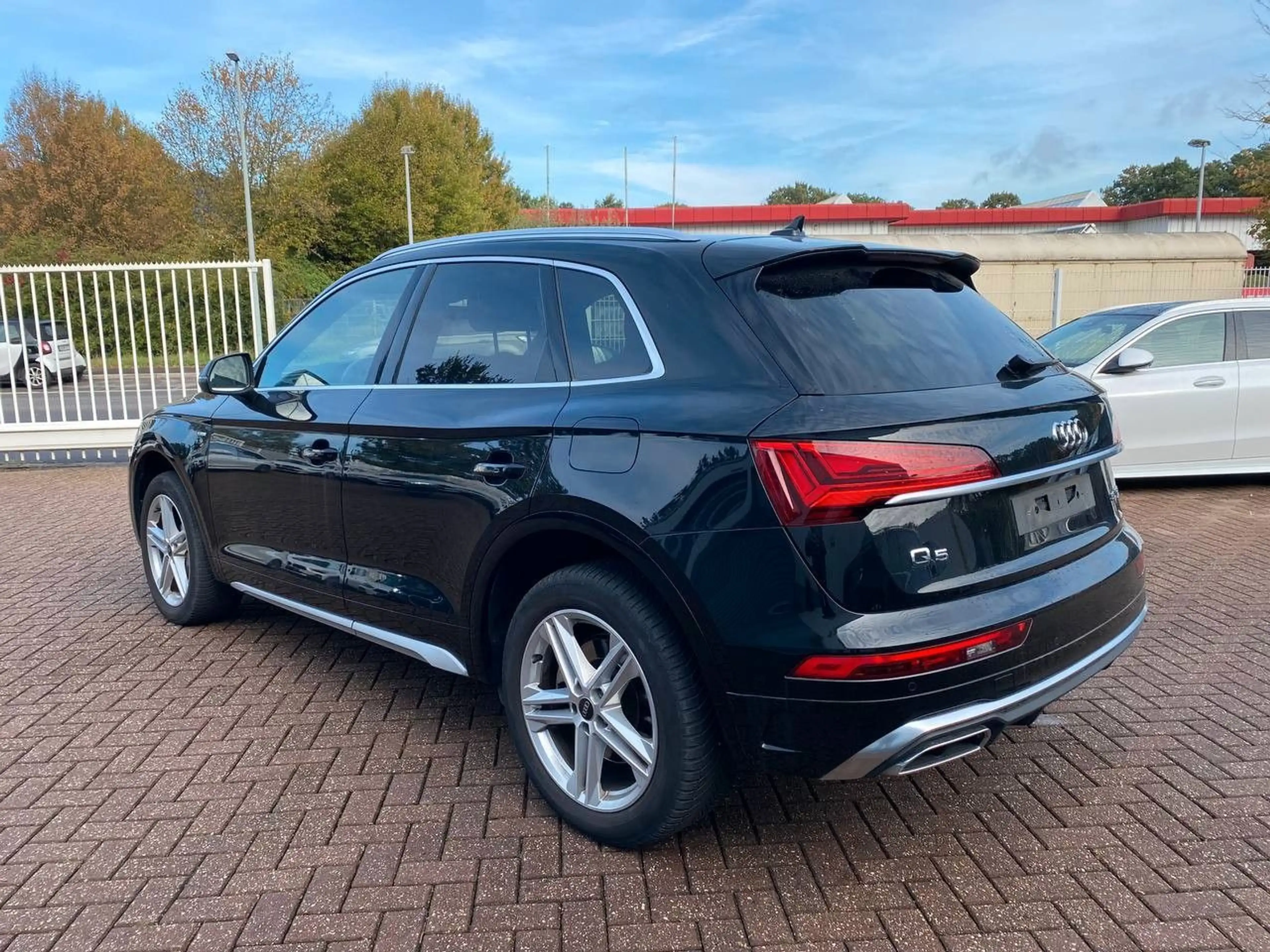 Audi Q5 50 TFSI e quattro S line — photo 4