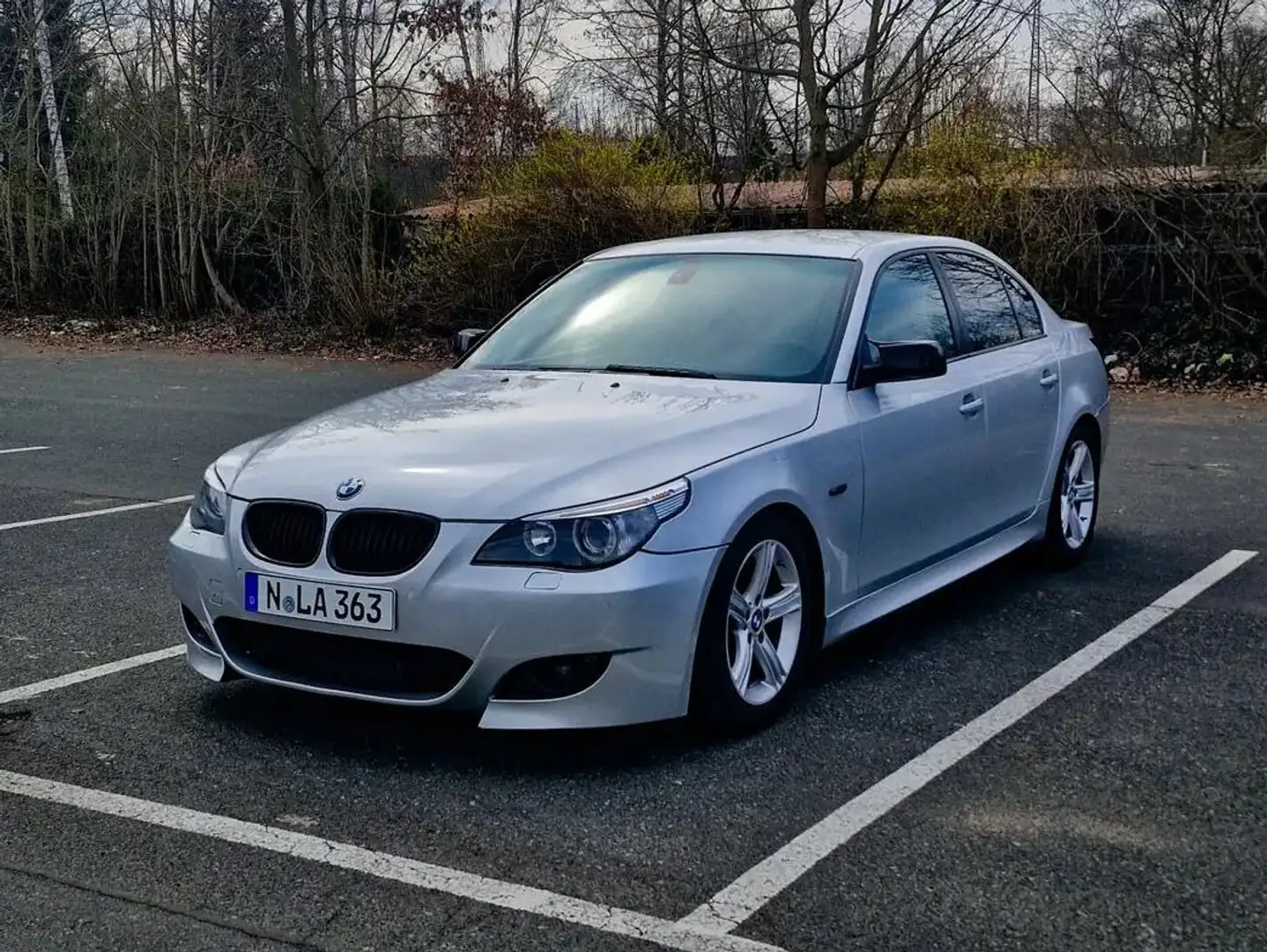 BMW 520 520i Argent - 1