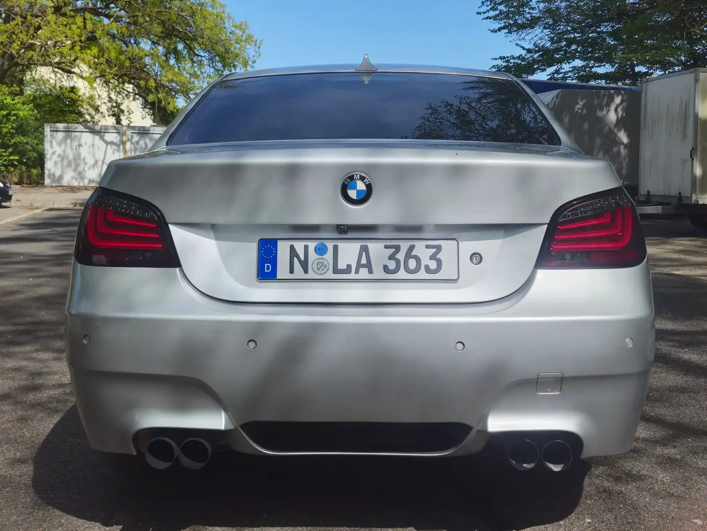 BMW 520 520i Argent - 2